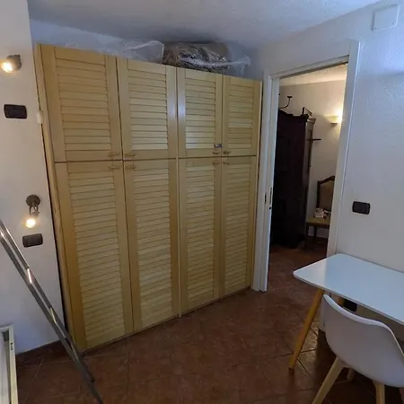 Yhn Four-room With Parking Space Lägenhet *