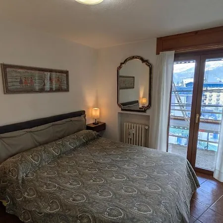 Yhn Four-room With Parking Space * Oulx