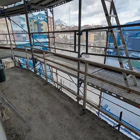 Lägenhet Ynh Four-room With Parking Space